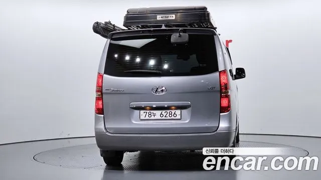 Hyundai Starex — фото 4