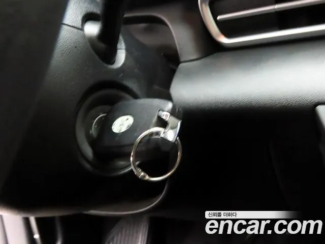Hyundai Avante — фото 15