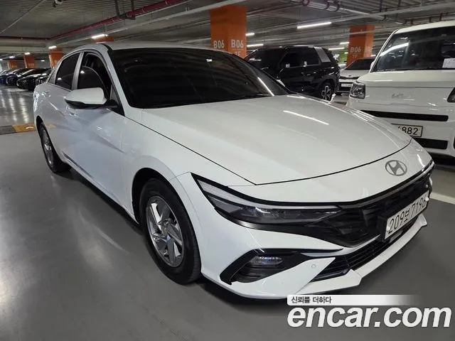 Hyundai Avante — фото 2
