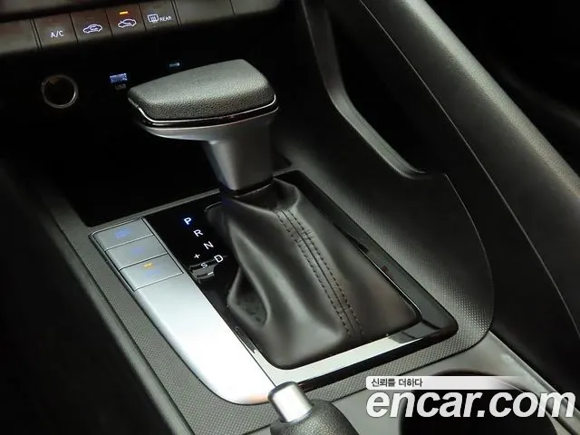 Hyundai Avante — фото 10