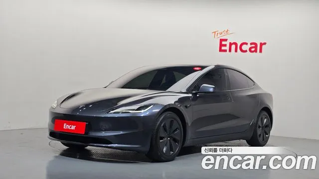 Tesla Model 3 — фото 1
