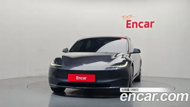 Tesla Model 3 — фото 3