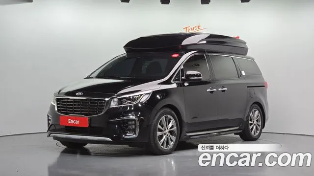 Kia Carnival — фото 1