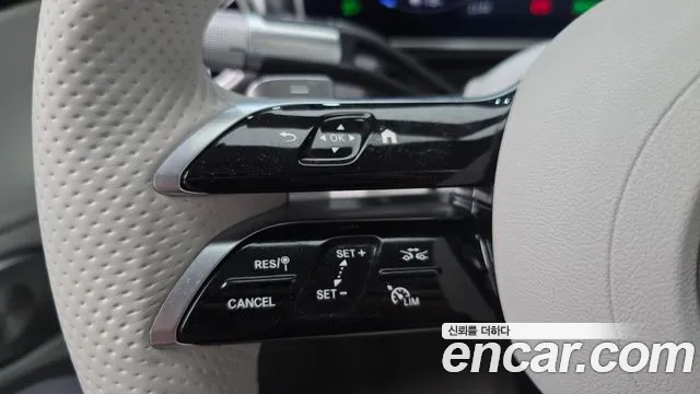 Mercedes-Benz EQS — фото 18