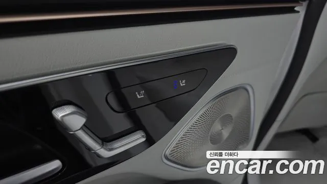 Mercedes-Benz EQS — фото 27