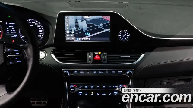 Hyundai Grandeur — фото 13