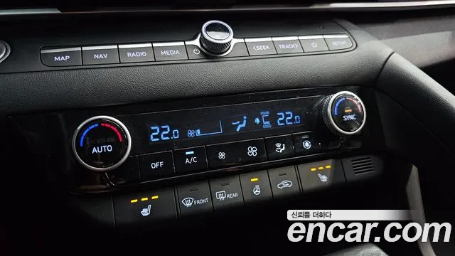 Hyundai Avante — фото 16