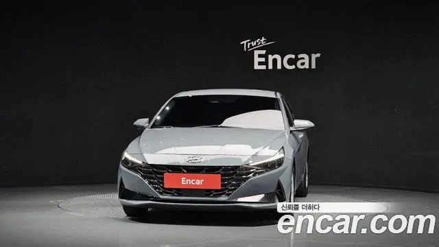 Hyundai Avante — фото 3