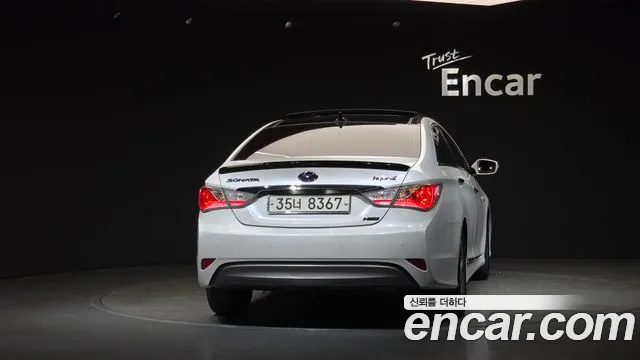 Hyundai Sonata — фото 4