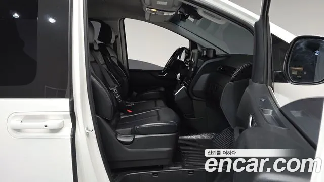 Hyundai Staria — фото 26