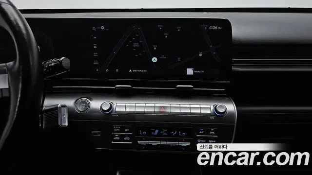 Hyundai Kona — фото 14