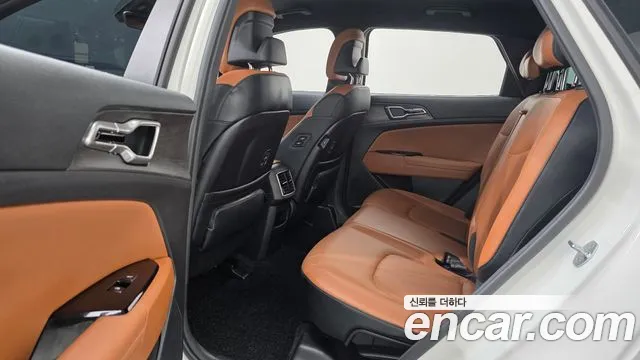 Kia Sportage — фото 11
