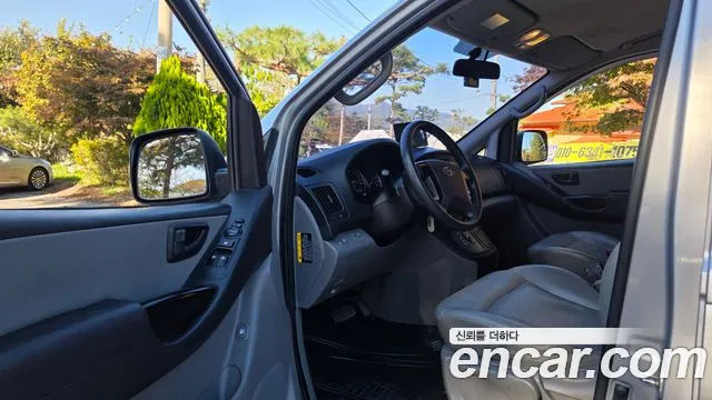 Hyundai Starex — фото 10