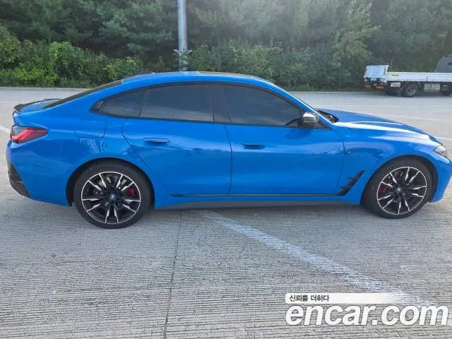 BMW i4 — фото 3