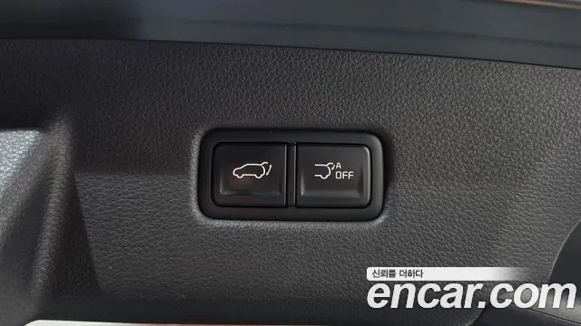 Kia Carnival — фото 18