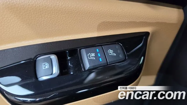 Kia Carnival — фото 27