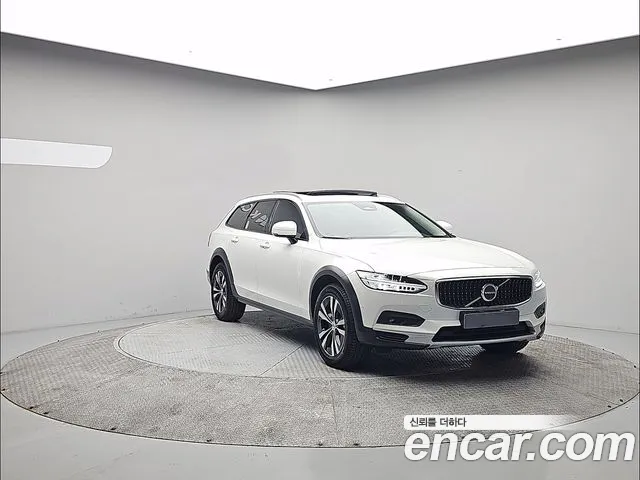 Volvo V90 — фото 2