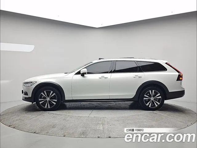 Volvo V90 — фото 4