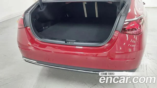 Mercedes-Benz E-Class — фото 11