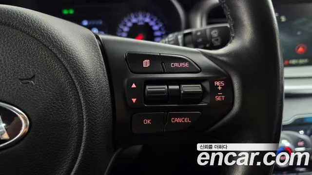 Kia Sorento — фото 16