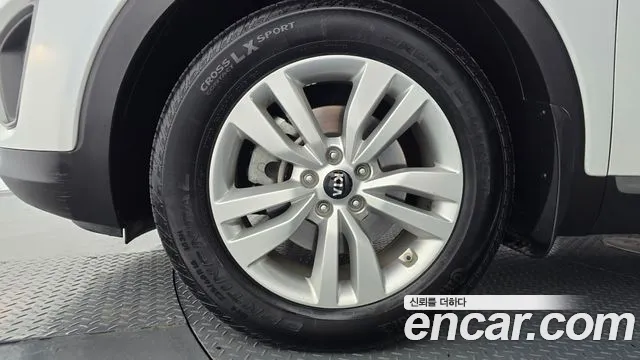 Kia Sorento — фото 5