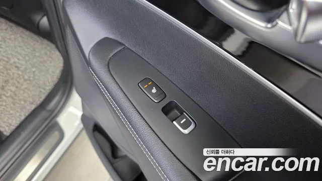 Kia Sorento — фото 18