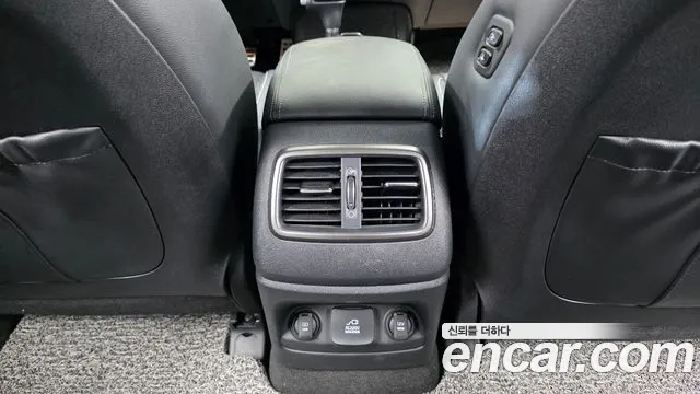 Kia Sorento — фото 19