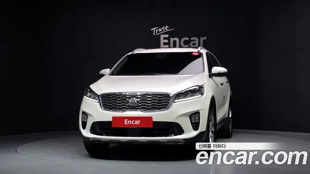 Kia Sorento — фото 3