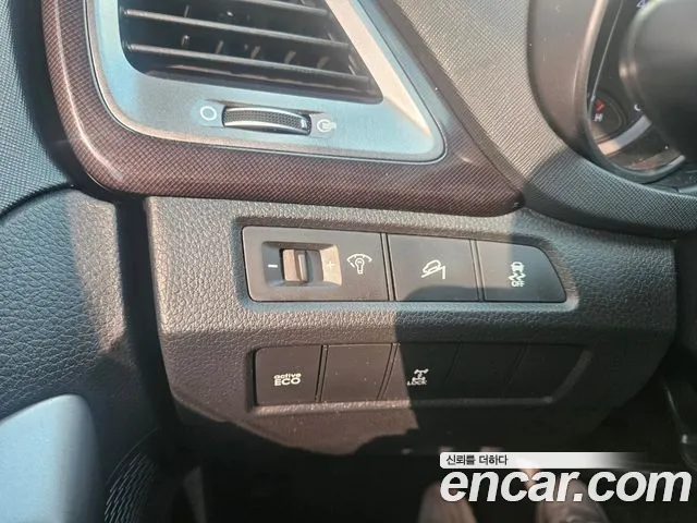 Hyundai Santa Fe — фото 18