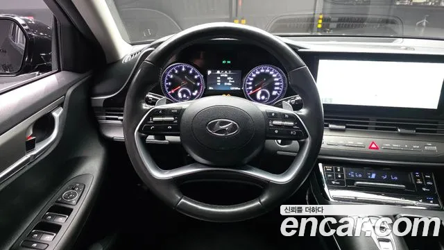 Hyundai Grandeur — фото 12