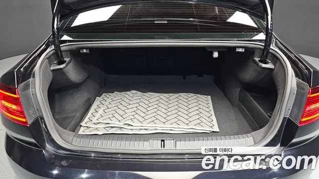 Volkswagen Passat — фото 20