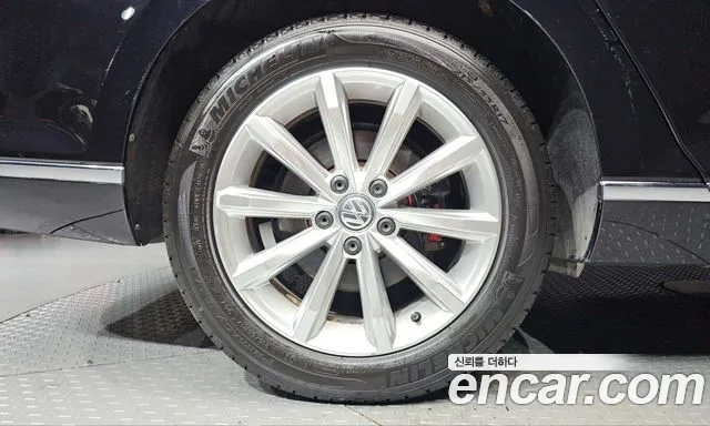 Volkswagen Passat — фото 5