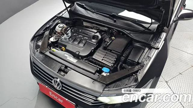Volkswagen Passat — фото 6
