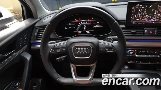 Audi Q5 — фото 12
