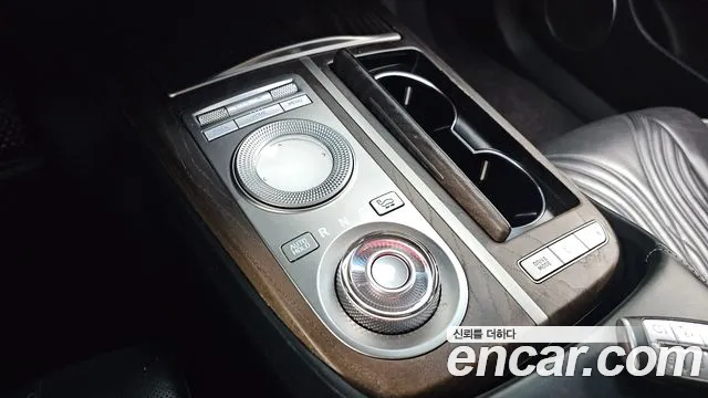 Genesis G80 — фото 9