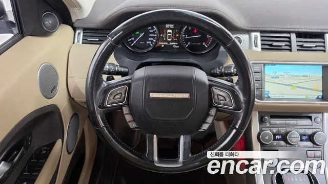 Land Rover Range Rover Evoque — фото 13