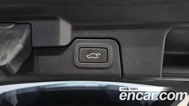 Land Rover Range Rover Evoque — фото 19