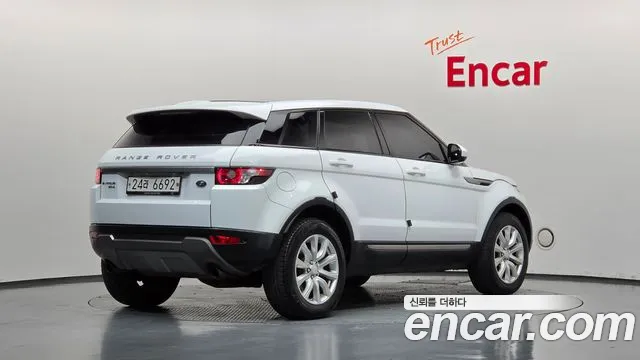 Land Rover Range Rover Evoque — фото 2