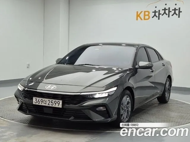 Hyundai Avante — фото 2