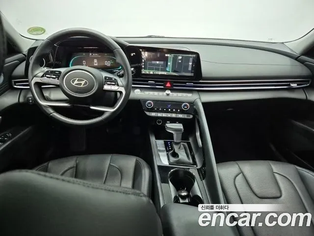 Hyundai Avante — фото 8