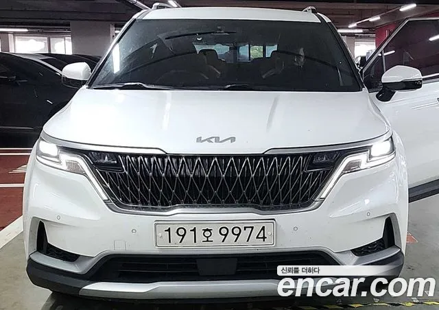 Kia Carnival — фото 1