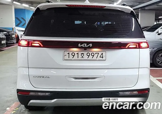Kia Carnival — фото 3