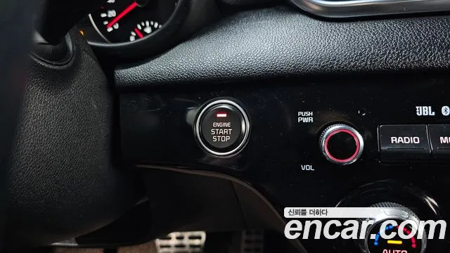 Kia Sportage — фото 28