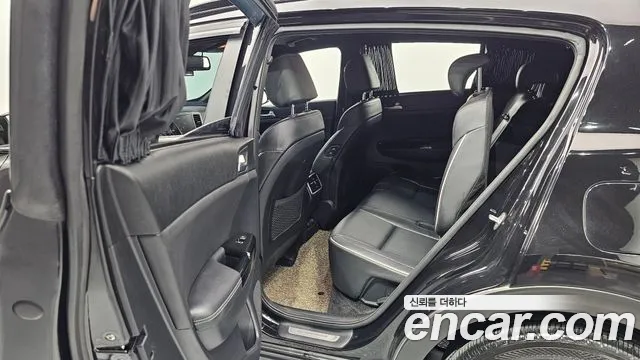 Kia Sportage — фото 30