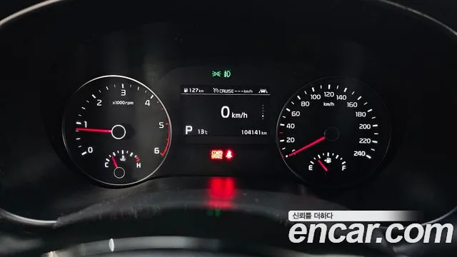 Kia Sportage — фото 8