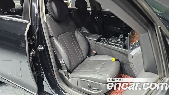 Hyundai Genesis — фото 12