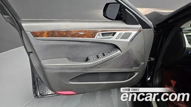 Hyundai Genesis — фото 24