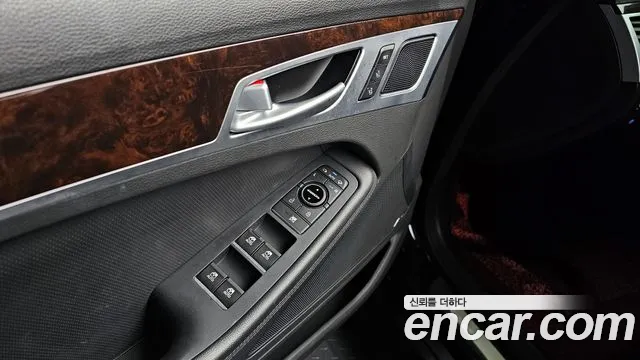 Hyundai Genesis — фото 27