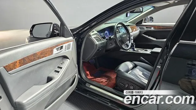 Hyundai Genesis — фото 10