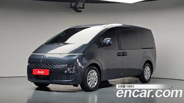 Hyundai Staria — фото 1